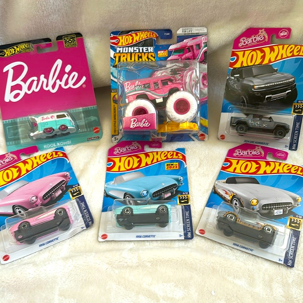 Barbie X hot wheels, collectors bundle